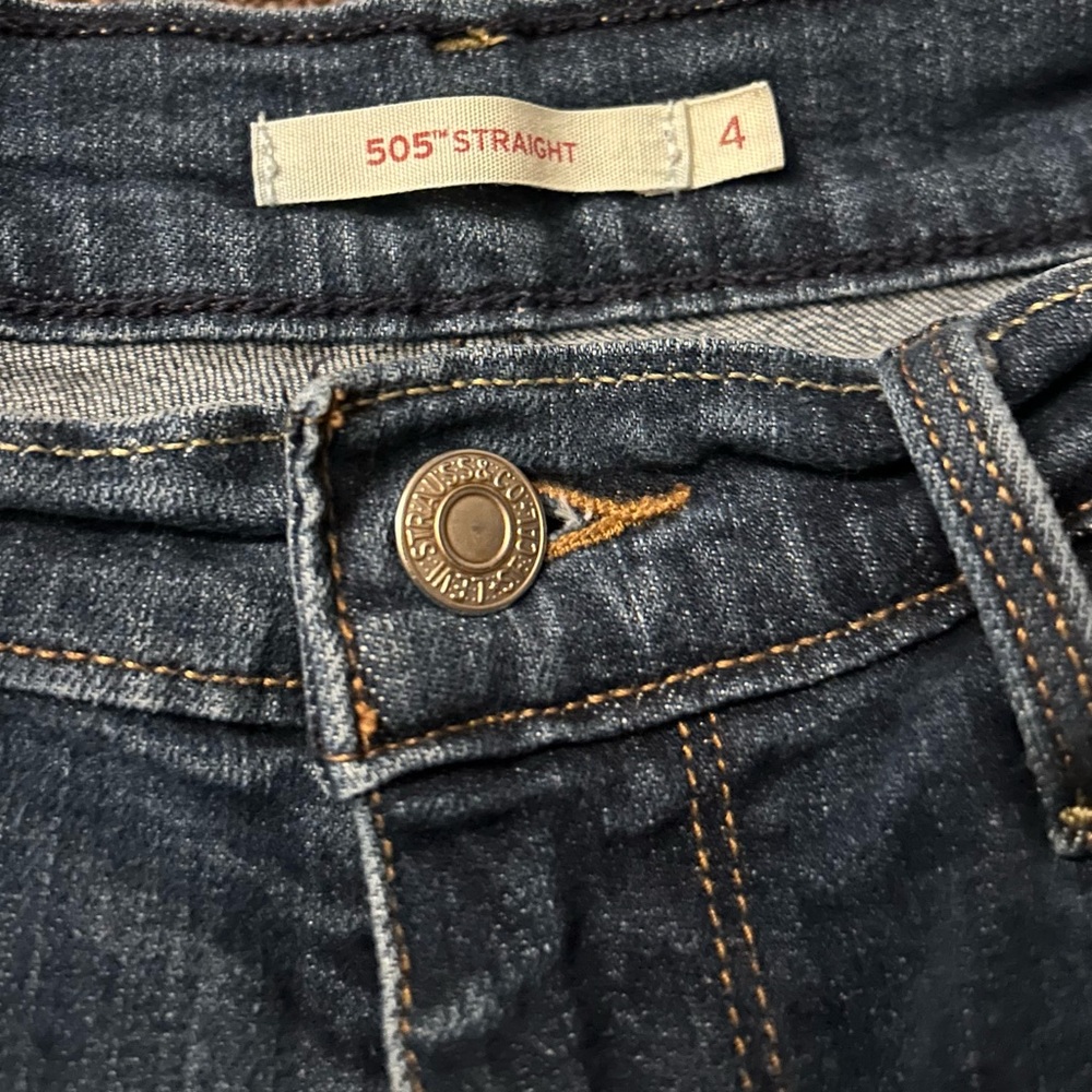 Levi’s 505 women’s size 4 jeans!